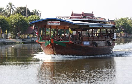 Cruise along Nakhon Chai Sri River